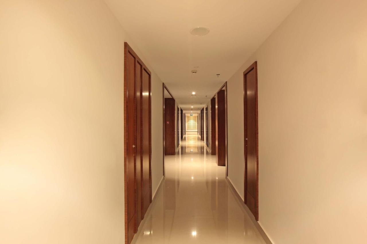 Hotel Ceasar Palace Thodupuzha Exteriér fotografie
